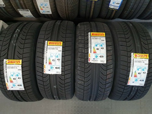Set pneumatici 225 - set,